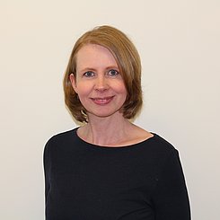 Frau  Annika Reiche